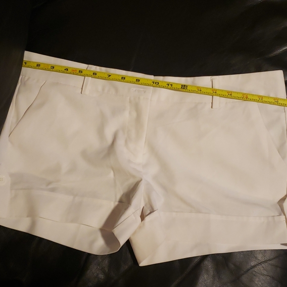 Shorts - Picture 6 of 6